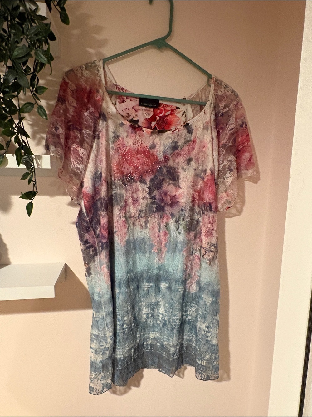 Women’s Pink and Blue Floral Ombre Short Sleeve Top -  Large